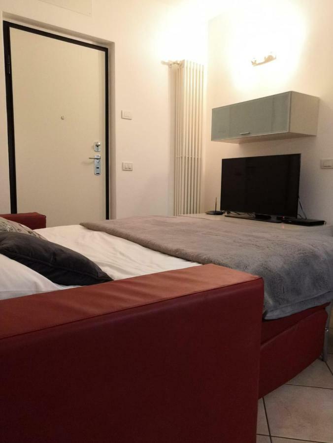 Apartment Alessandra Lenno Exteriör bild