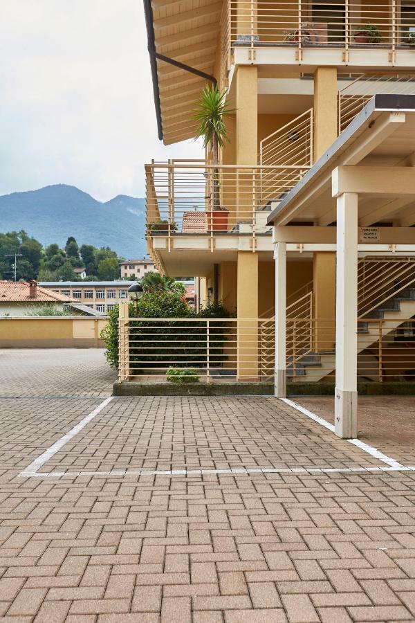 Apartment Alessandra Lenno Exteriör bild